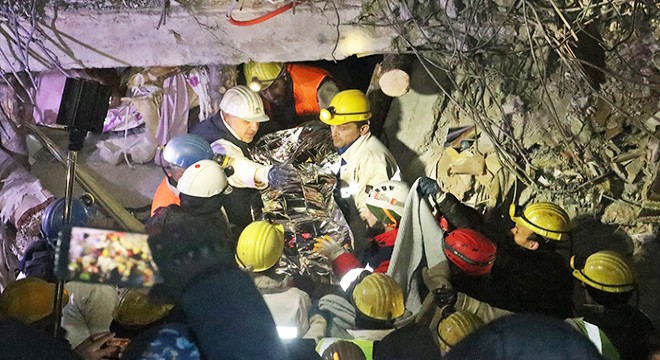 Adıyaman'da 117 saat sonra gelen mucize