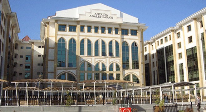 Adliyede engelli, yaşlı ve hastalara özel hizmet