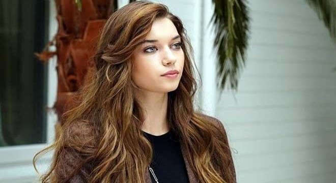 Afra Saraçoğlu canlandırdığı Seyran karakteri hakkında konuştu