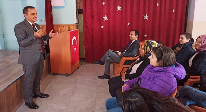 Aile Okulu Semineri'ne yoğun ilgi