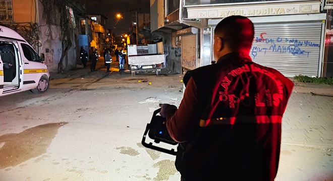 Akraba iki grup sokak ortasında çatıştı: 6 yaralı