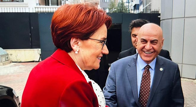 Akşener, belediye başkanlarıyla bir araya geldi