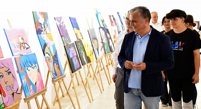 Aksulu öğrenciler Muratpaşa'da sergi açtı