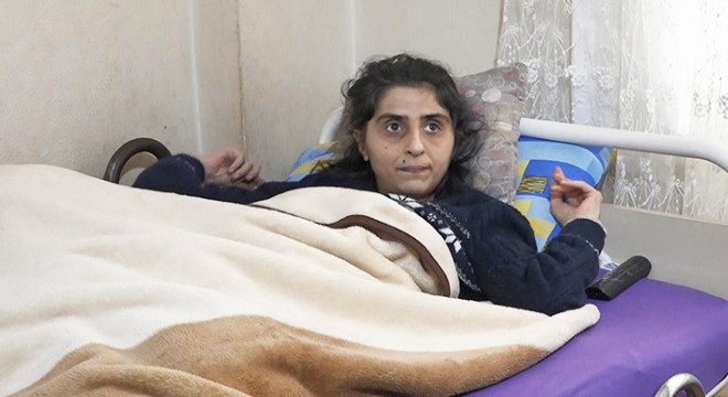 Akülü tekerlekli sandalyesi çalınan Burcu'ya yenisi alındı