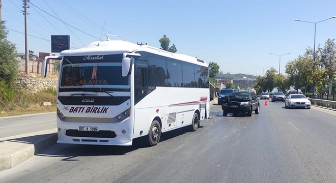 Alanya'da kaza: 4 yaralı