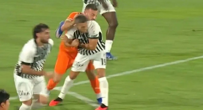 Alanyaspor-Beşiktaş maçının hakemleri hakkında suç duyurusu