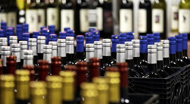 Alaşehir'de 297 litre 'kaçak içki' ele geçirildi