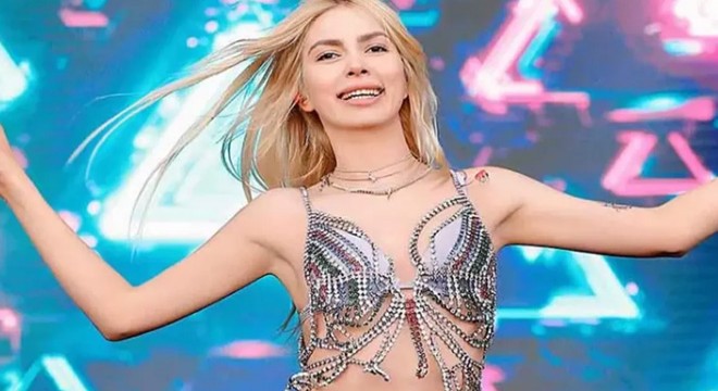 Aleyna Tilki den Tomorrowland de konser