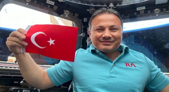 Alper Gezeravcı'nın dönüşü bir kez daha ertelendi