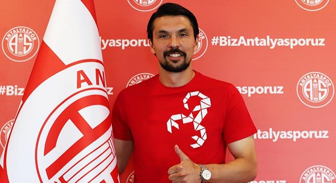 Alperen Uysal, Antalyaspor da