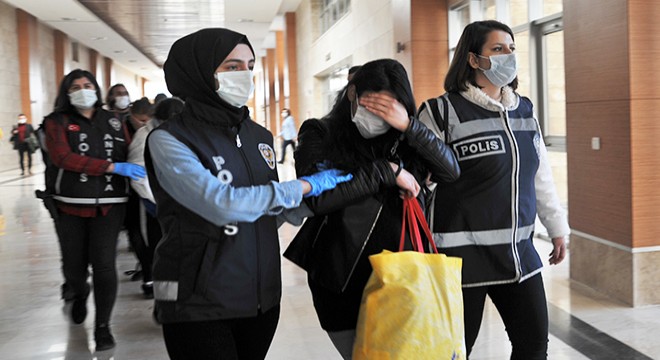 Altın Kızlar'dan 1 milyon liralık hırsızlık