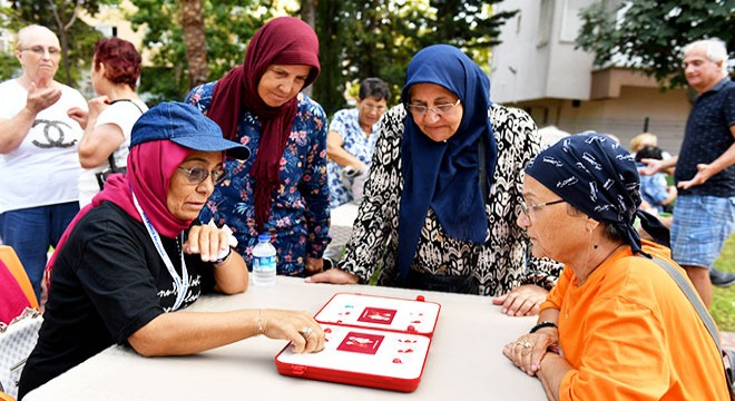 Alzheimer Günü'nde oyunlar oynadılar