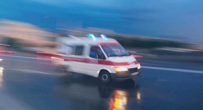 Ambulansa yol vermeyen 5 araca para cezası