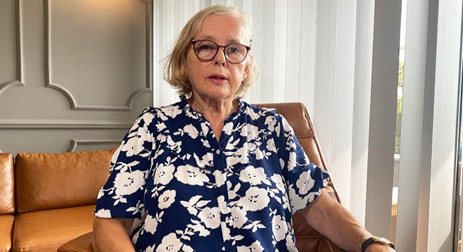 Angela Berzeg: Tina'nın köye getirildiğini düşünüyorum
