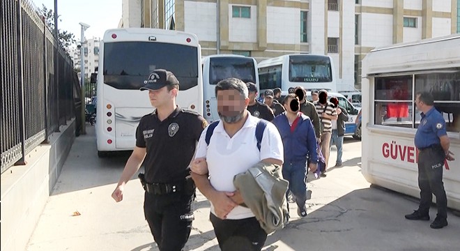 Antalya'da 102 FETÖ şüphelisi adliyeye sevk edildi