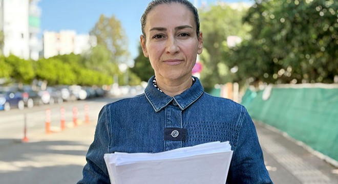 Antalya'da 4 milyon lira dolandırıldığını iddia etti