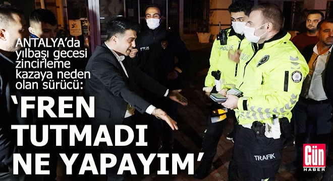 Antalya'da 5 araç birbirine girdi
