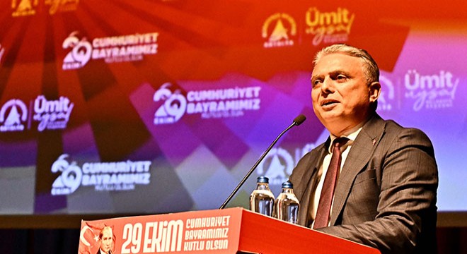 Antalya'da 'Adım Adım Cumhuriyet' söyleşisi