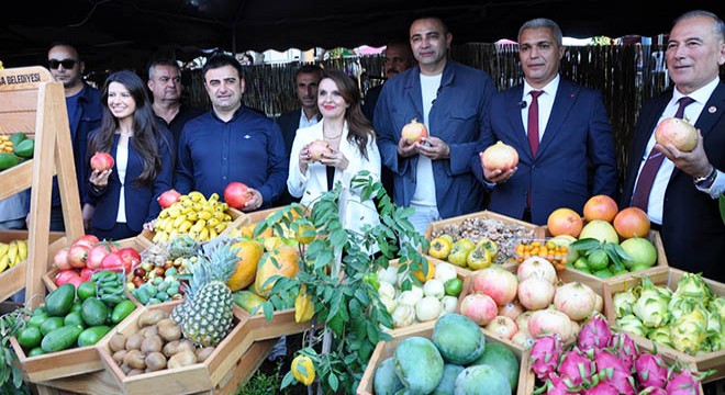 Antalya'da Çekirdeksiz Nar ve Tropikal Meyve Festivali başladı