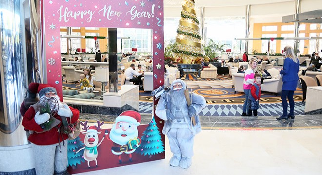 Antalya'da Noel ve yılbaşı heyecanı başladı