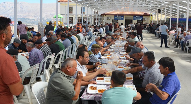 Antalya'da Şehit Belen için mevlit ve hayır yemeği