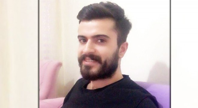 Antalya'da denizde ölü bulunan öğretmen Batman'da toprağa verildi