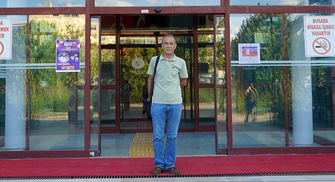 Antalya'da emekli hakim, yeniden öğrenci oldu