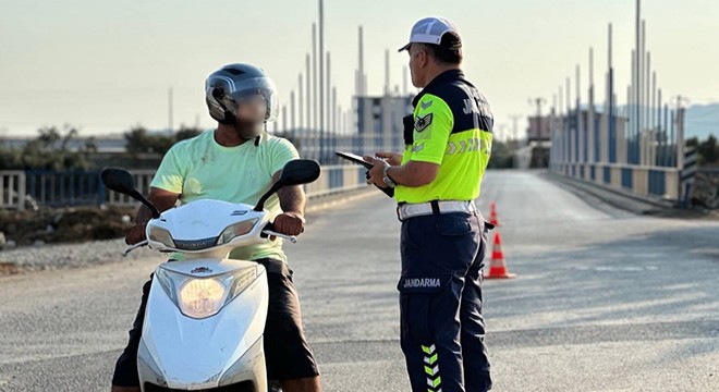 Antalya'da jandarma 1 haftada 5 bin 392 motosikletliyi denetlendi