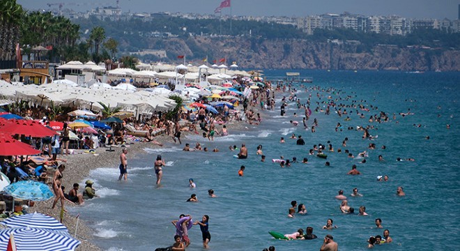 Antalya'da nem bunalttı