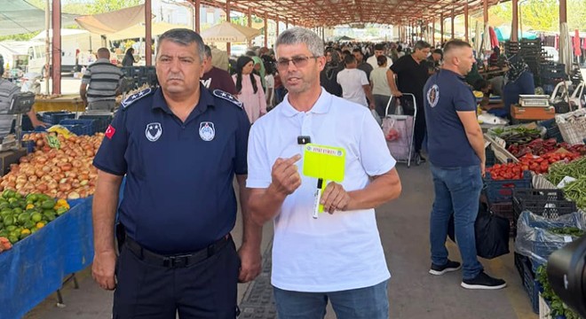 Antalya'da pazar esnafına fiyat etiketi