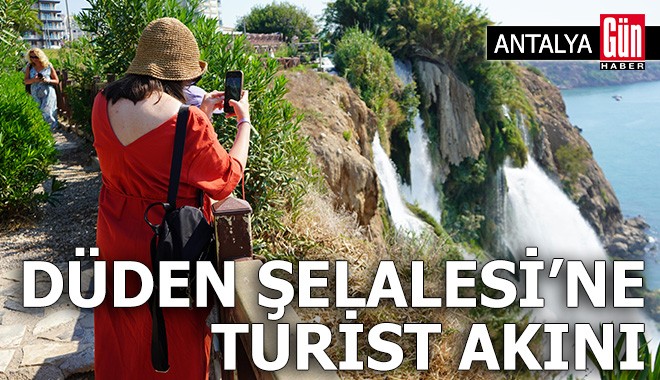 Antalya Düden Şelalesi'ne turist akını