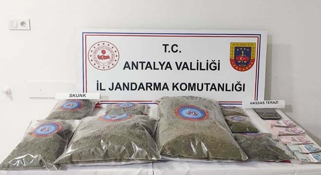 Antalya Elmalı’da uyuşturucu operasyonu
