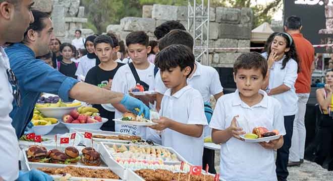 Antalya Phaselis Festivali nde çocuklara özel etkinlik