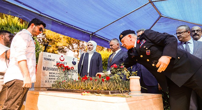 Antalya da 15 Temmuz şehitleri dualarla anıldı