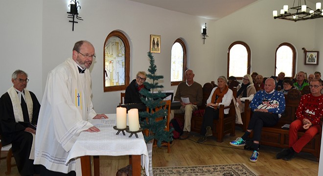 Antalya da Dinler Bahçesi nde Noel ayini