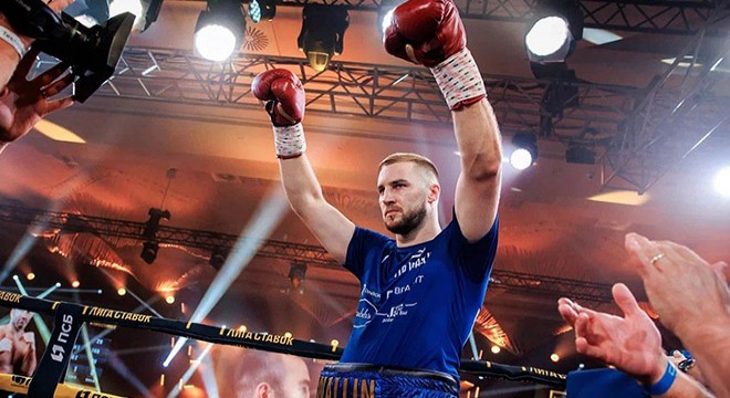 Antalya da Rus boksör Gassiev, İsveçli Wallin e yenildi