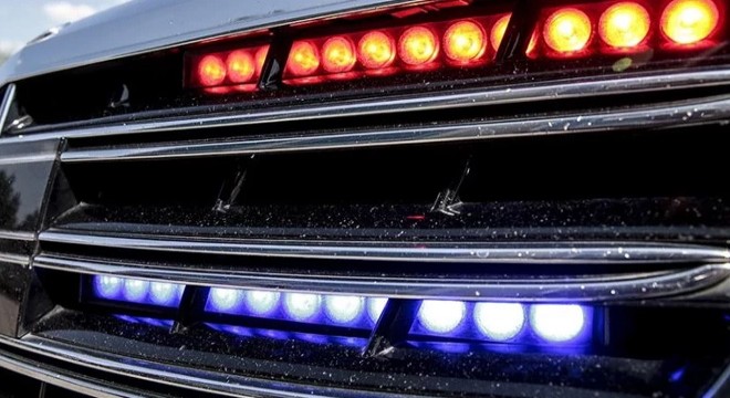 Antalya da çakarlı araç sürücüsüne ceza