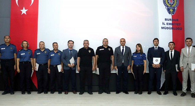 Emniyet personeline başarı belgesi