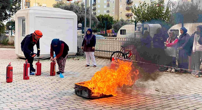 Antalya da öğrenci yurdunda yangın tatbikatı