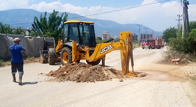 Antalya da su şebekesi tamir edilirken doğalgaz hattını patlattılar