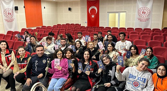 Antalya da üniversitelilere KADES eğitimi