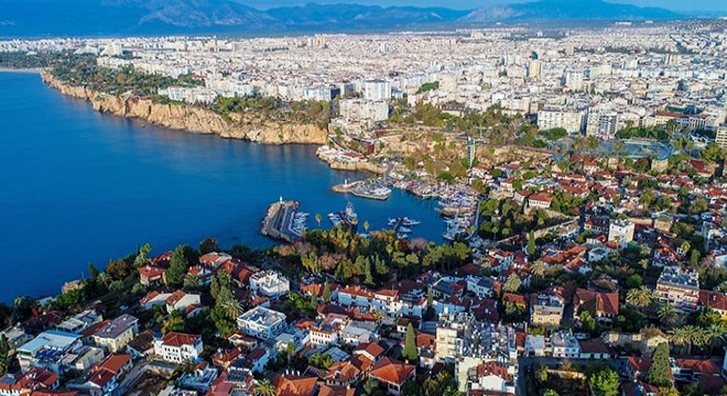 Antalya da yabancıya konut satışı, ikiye katlandı