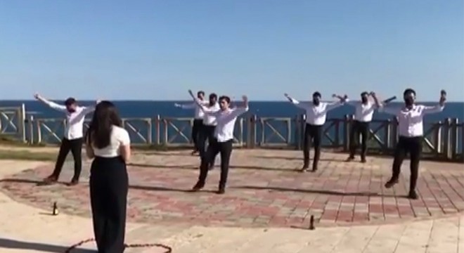 Antalyalı genç, 'Efeler' gibi evlilik teklifi etti