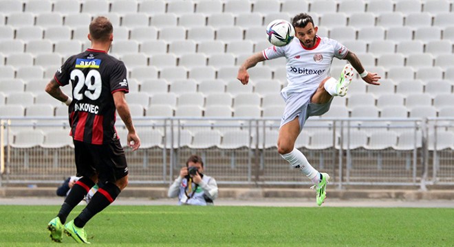 Antalyaspor da 8 haftada 3 oyuncudan vazgeçilmedi