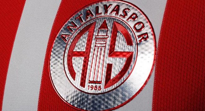 Antalyaspor da Enzo Crivelli nin sözleşmesi feshedildi