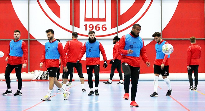 Antalyaspor da hedef Giresunspor karşısında kazanmak