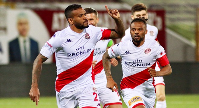 Antalyaspor u Fredy ve Amilton ikilisi sırtlıyor