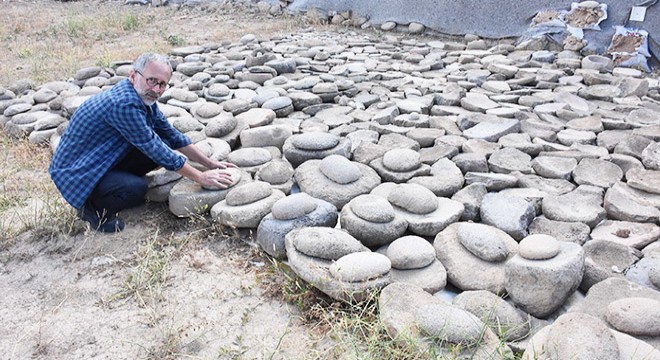Antik yerleşimde yılın ilk kazılarında 8 bin 500 yıllık buluntu