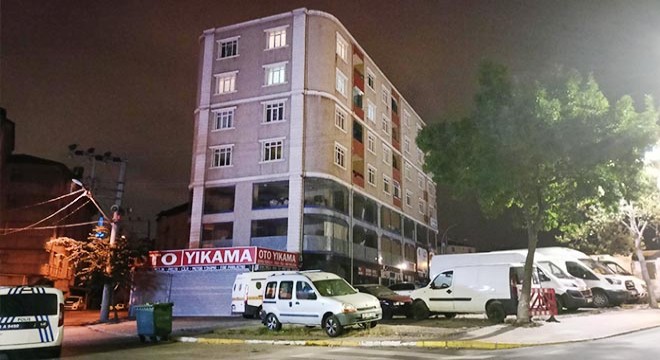 Apartmanın 6'ncı katından düşen genç, yaşamını yitirdi
