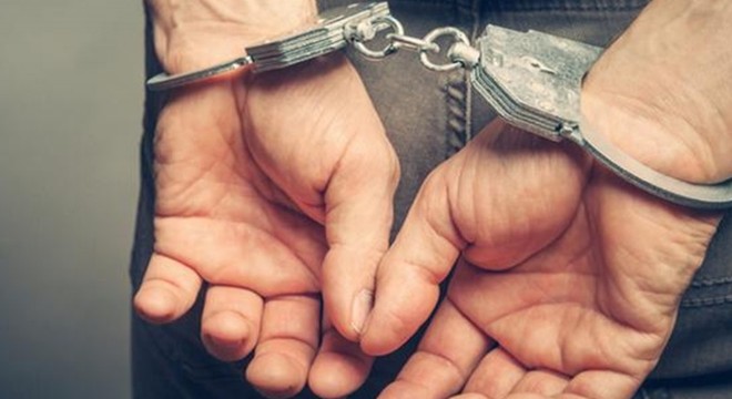 Araçta uyuşturucuyla yakalanan 4 kişi tutuklandı